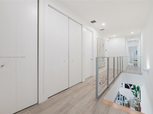 2410 SW 16th Ave, Miami FL 33145