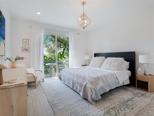 2410 SW 16th Ave, Miami FL 33145