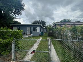 248 NW 69th St, Miami FL 33150