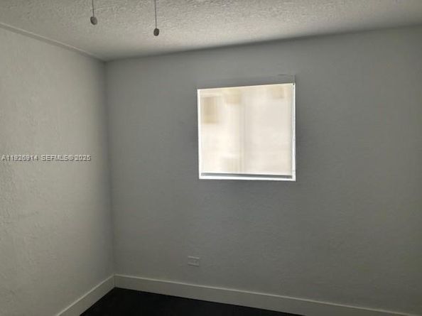 248 NW 69th St, Miami FL 33150