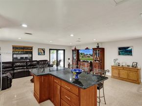 5435 SW 99th Ct, Miami FL 33165
