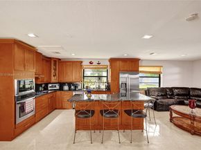 5435 SW 99th Ct, Miami FL 33165