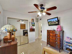 5435 SW 99th Ct, Miami FL 33165