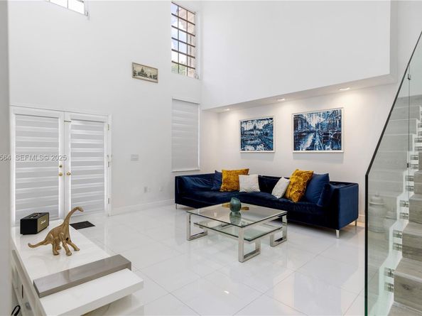 1900 Pizarro St, Coral Gables FL 33134