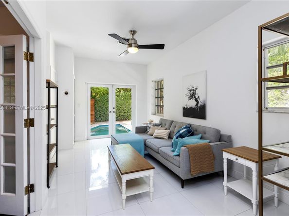 1900 Pizarro St, Coral Gables FL 33134