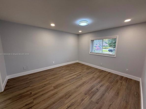 4690 S Fountains Dr S, Lake Worth FL 33467