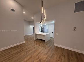 4690 S Fountains Dr S, Lake Worth FL 33467