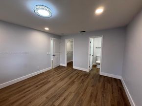 4690 S Fountains Dr S, Lake Worth FL 33467