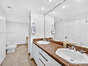 2127 Brickell Ave 2005, Miami FL 33129