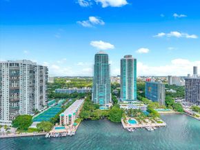 2127 Brickell Ave 2005, Miami FL 33129