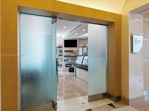 2127 Brickell Ave 2005, Miami FL 33129