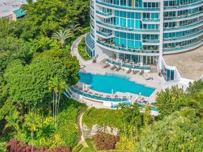 2127 Brickell Ave 2005, Miami FL 33129