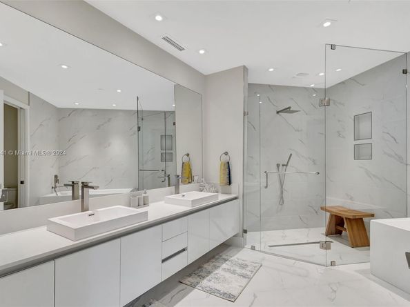 3100 N Ocean H1404, Singer Island FL 33404