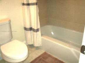 1825 S Ocean Dr 609, Hallandale Beach FL 33009