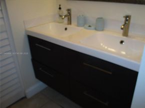 1825 S Ocean Dr 609, Hallandale Beach FL 33009