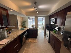 16570 NE 26th Ave 4A, North Miami Beach FL 33160