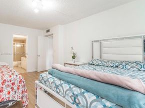 4174 Inverrary Dr 202, Lauderhill FL 33319