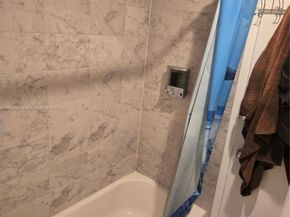 7904 SW 8th St, North Lauderdale FL 33068