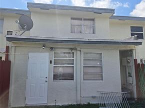 7904 SW 8th St, North Lauderdale FL 33068