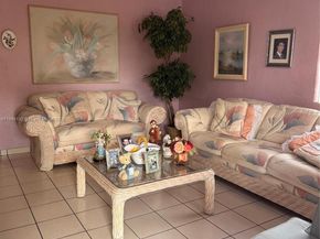 36 E 17th St, Hialeah FL 33010
