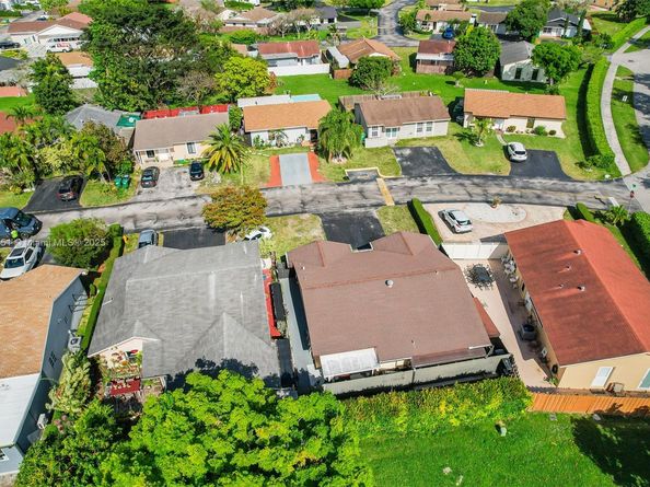 4216 SW 138th Ct, Miami FL 33175