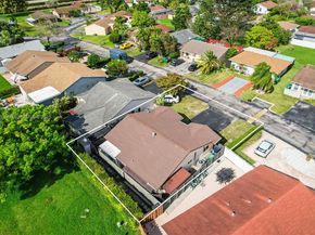 4216 SW 138th Ct, Miami FL 33175