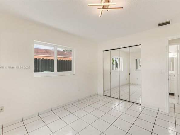 4216 SW 138th Ct, Miami FL 33175