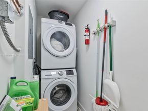 260 NE 46th St, Miami FL 33137