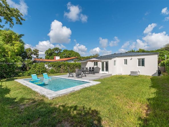 260 NE 46th St, Miami FL 33137