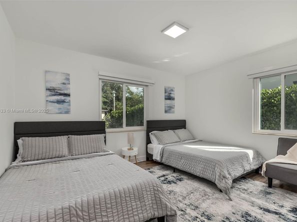 260 NE 46th St, Miami FL 33137