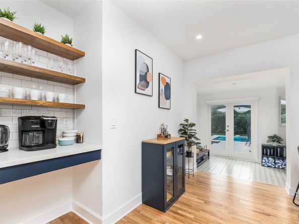 260 NE 46th St, Miami FL 33137