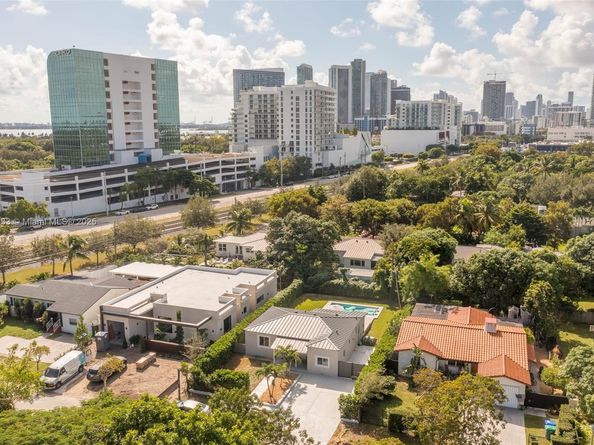 260 NE 46th St, Miami FL 33137