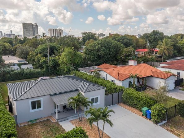 260 NE 46th St, Miami FL 33137