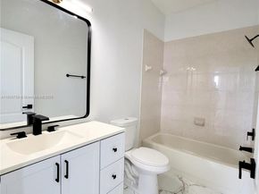 3790 NE 9th Ct, Homestead FL 33033