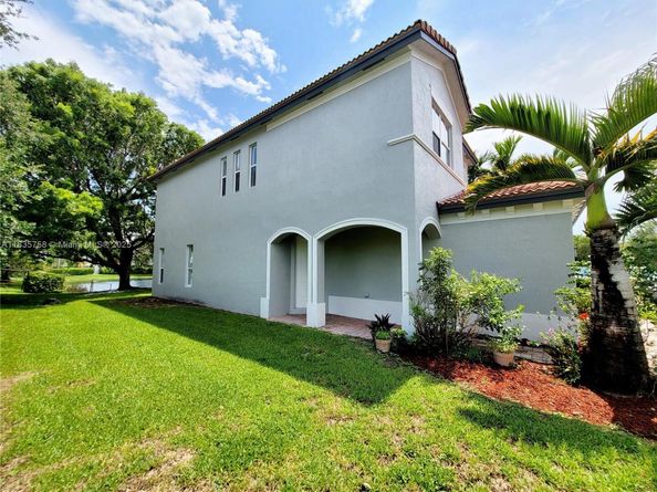 3790 NE 9th Ct, Homestead FL 33033