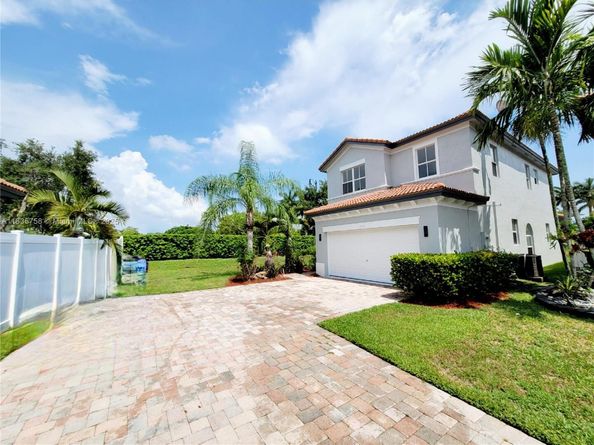 3790 NE 9th Ct, Homestead FL 33033