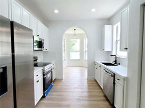 3790 NE 9th Ct, Homestead FL 33033
