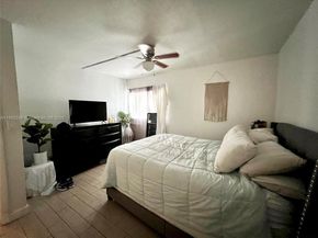 1100 SE 4th Ave 10, Deerfield Beach FL 33441