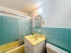 6580 Santona St A16, Coral Gables FL 33146
