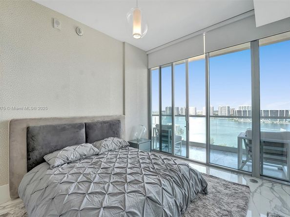 18501 Collins Ave 1902, Sunny Isles Beach FL 33160