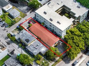 2033 Dewey St, Hollywood FL 33020