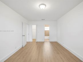 2033 Dewey St, Hollywood FL 33020