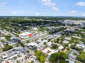 2033 Dewey St, Hollywood FL 33020