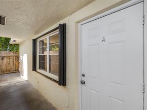 2033 Dewey St, Hollywood FL 33020