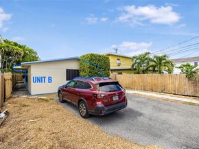 2033 Dewey St, Hollywood FL 33020