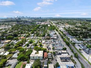 2033 Dewey St, Hollywood FL 33020