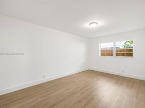 2033 Dewey St, Hollywood FL 33020