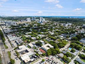 2033 Dewey St, Hollywood FL 33020