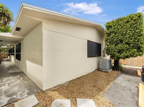 2033 Dewey St, Hollywood FL 33020