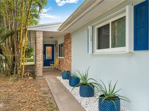 17600 SW 91st Ave, Palmetto Bay FL 33157